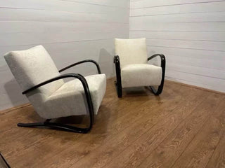 Set of 2 Jindrich halabala H269 Lounge chairs white boucle - Really Old Shit
