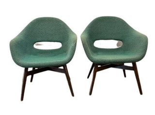 set of 2 shell chairs by Miroslav Navratil - Really Old Shit