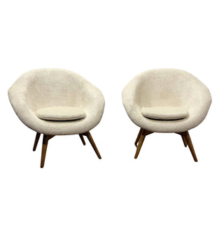 set of 2 vintage chairs by Miroslav Navratil - Really Old Shit