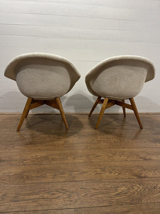 set of 2 vintage chairs by Miroslav Navratil - Really Old Shit