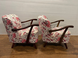 Set of vintage Lounge Chairs by Jindrich Halabala - Really Old Shit