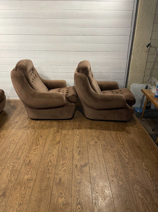 Vintage sofa 3 + 1 + 1 brown - Really Old Shit